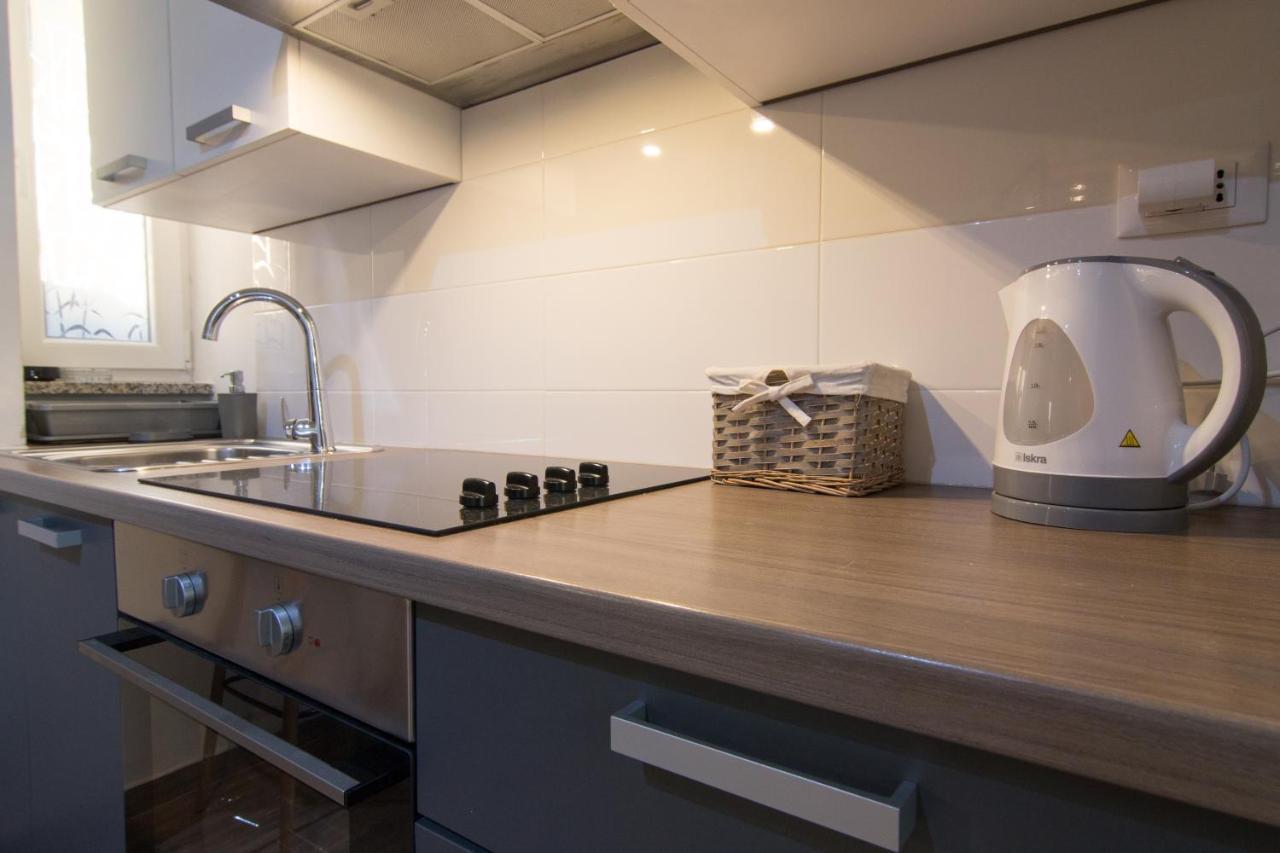 Moet With Garden Apartment Pula Bagian luar foto