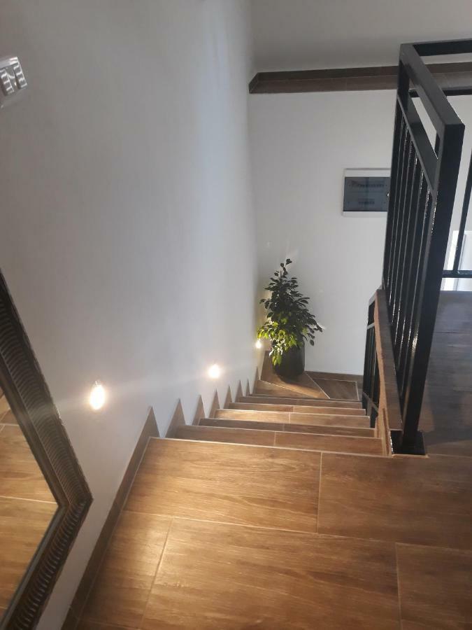 Moet With Garden Apartment Pula Bagian luar foto